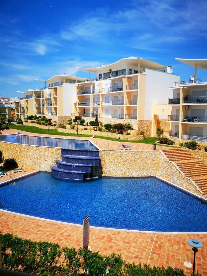 Penthouse With Sea Views Apartment Albufeira Exterior photo